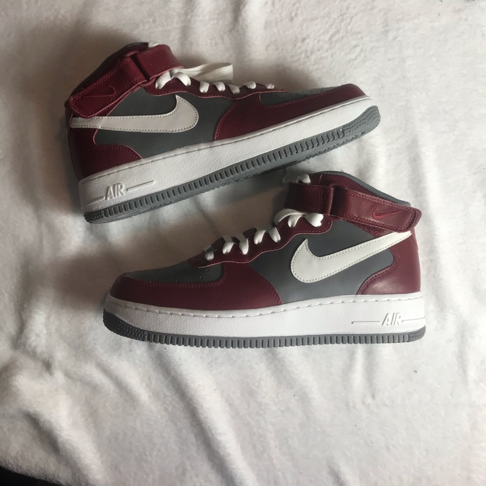 Nike Air Forces Maroon brand new